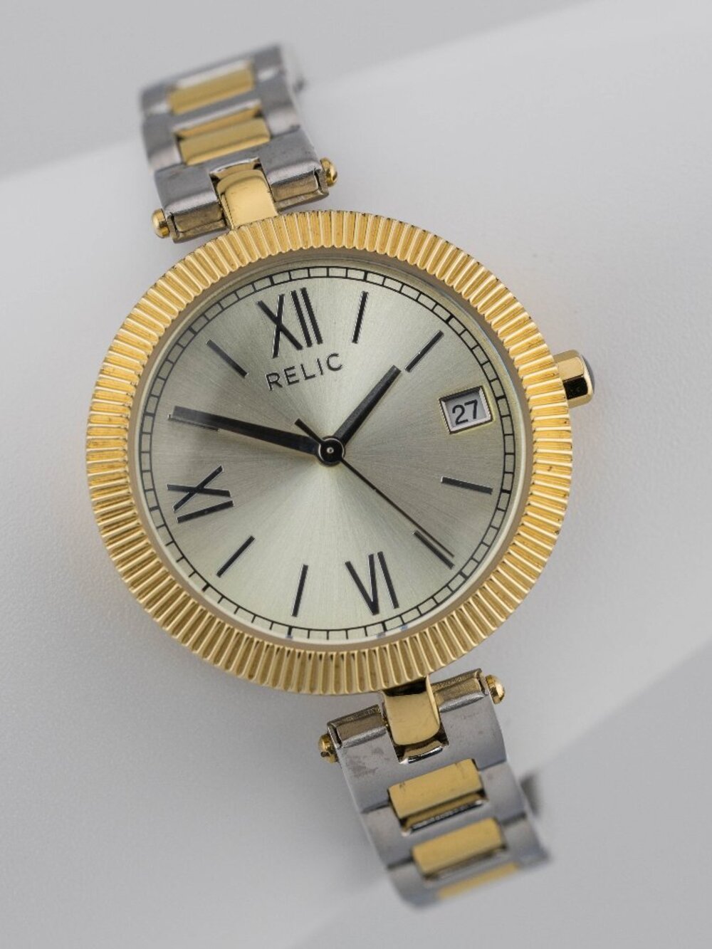 Relic ZR34240 Two Tone Fluted Bezel Quartz Analog Women's Watch New Battery